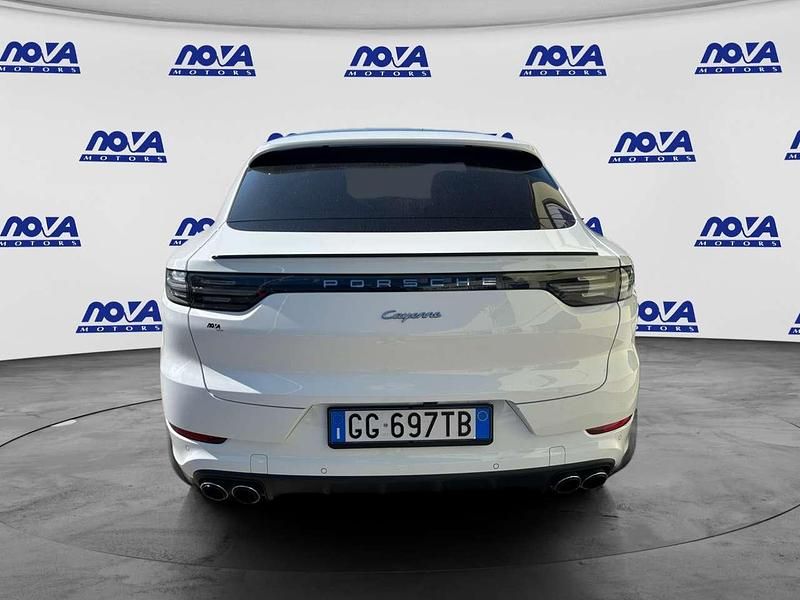 Usata Porsche Cayenne Coupe 340 CV (250 kW) 2021 Bianco SUV