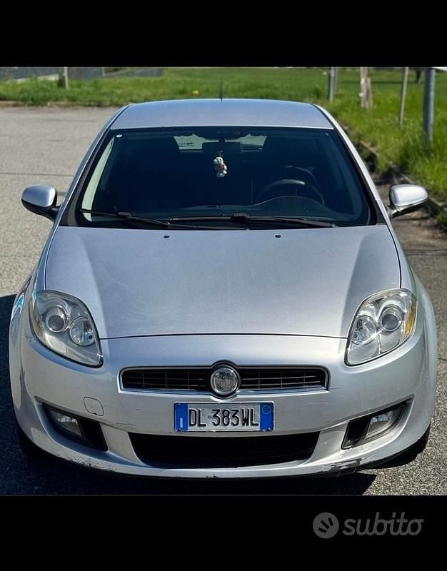 Usata Fiat Bravo Active 120 CV (88 kW) 2008 Grigio Utilitaria