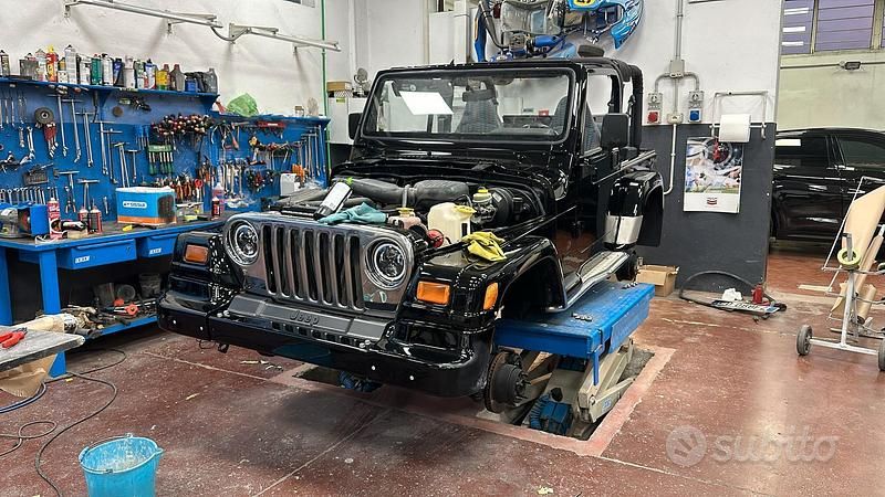 Usata Jeep Wrangler 118 CV (86 kW) 1997 SUV