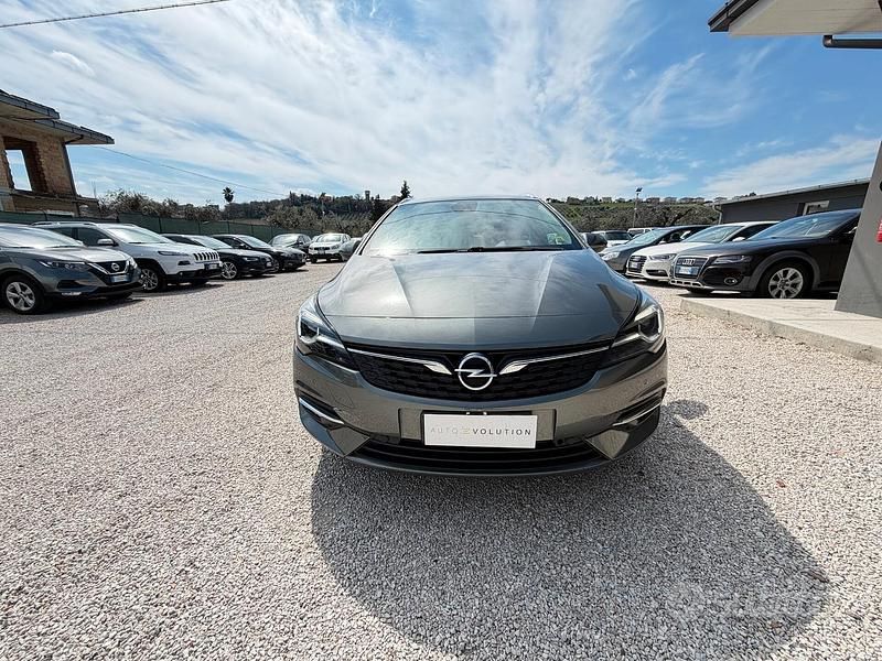 Usata Opel Astra 122 CV (89 kW) 2019 Grigio Station wagon