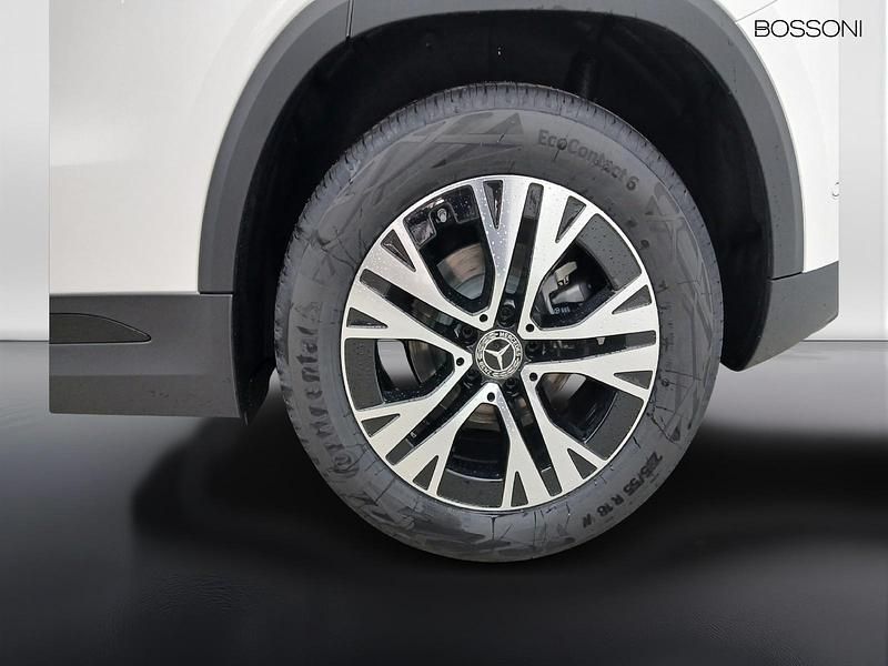Nuevo Mercedes GLA180 Advanced 116 CV (85 kW) 2026 Blanco SUV