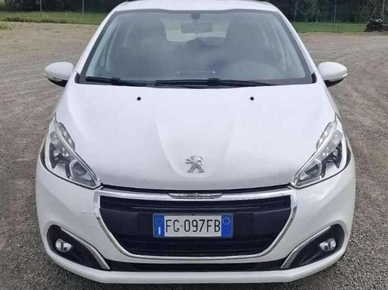 Usata Peugeot 208 Allure 82 CV (60 kW) 2017 Bianco Utilitaria