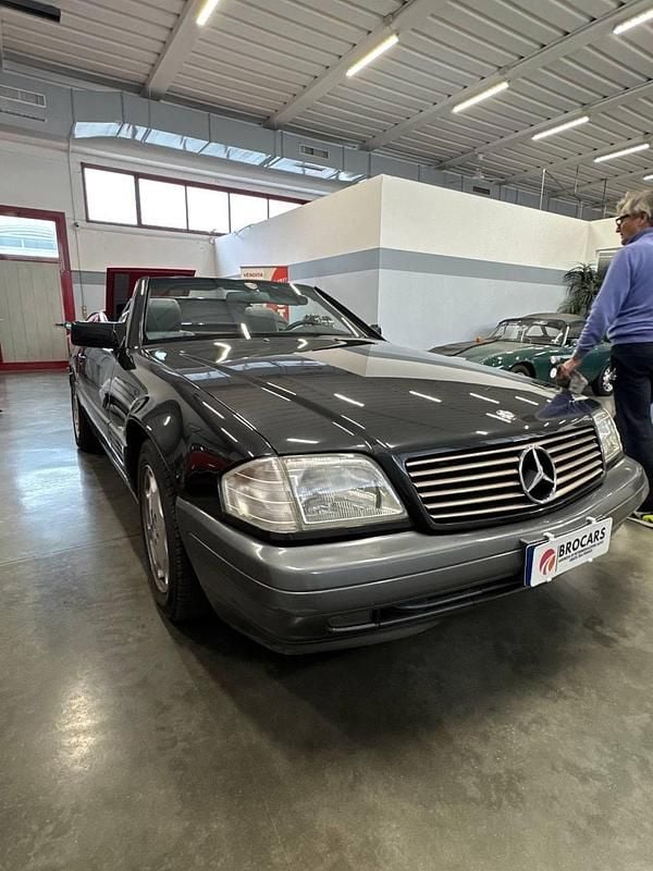 Käytetty Mercedes SL300 245 HP (180 kW) 1989 Avoauto