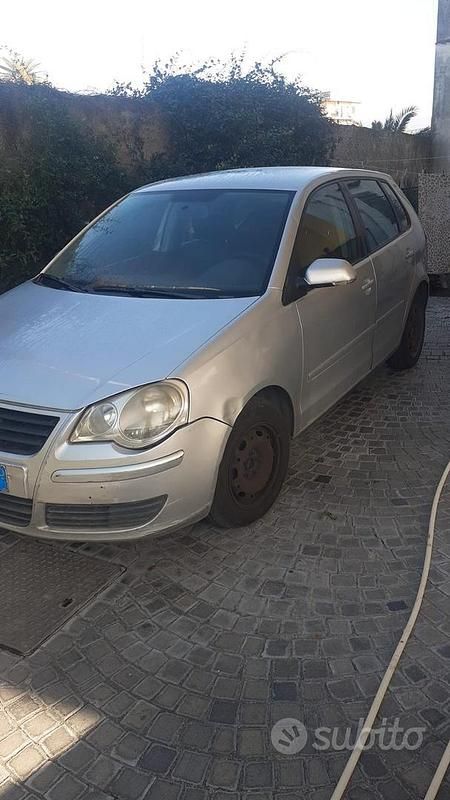 Usata VW Polo 75 CV (55 kW) 2006 Grigio Utilitaria