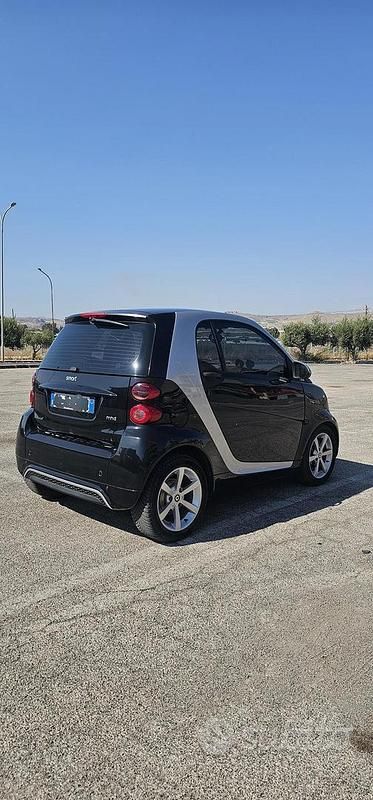 Usata Smart ForTwo Coupé 71 CV (52 kW) 2011 Nero Coupé