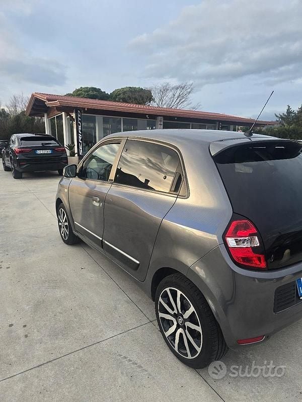 Usata Renault Twingo SE 71 CV (52 kW) 2016 Grigio Utilitaria