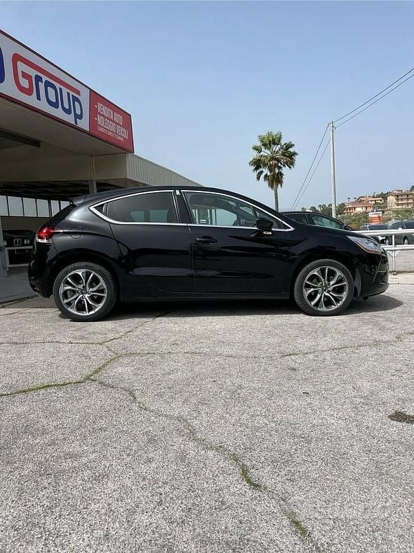Usata DS Automobiles DS4 Chic 114 CV (83 kW) 2014 Nero Berlina