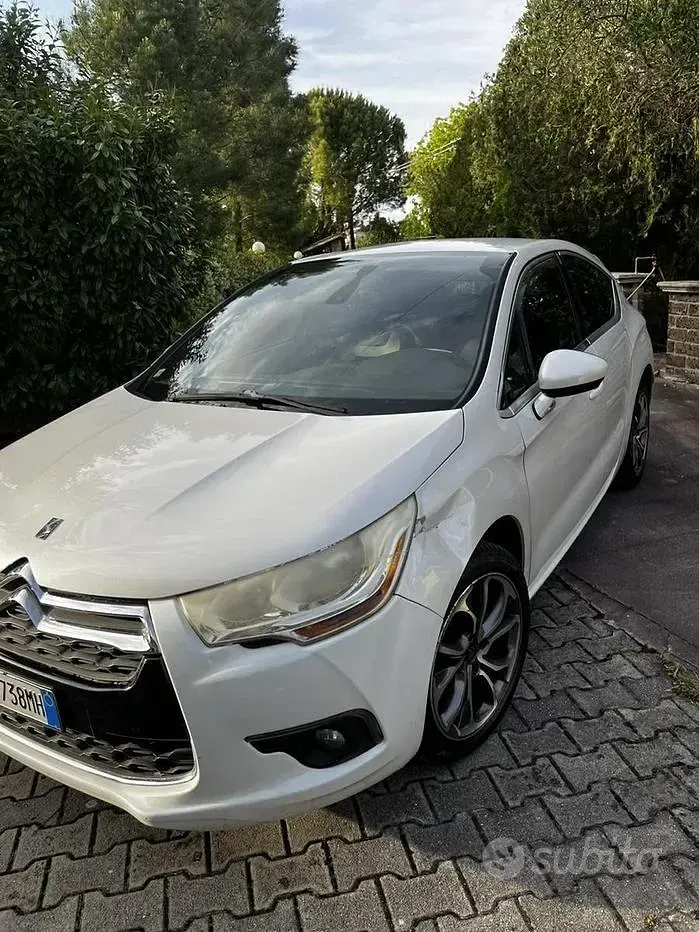 Usata Citroën DS4 111 CV (81 kW) 2012 Bianco Utilitaria