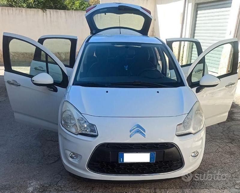 Bianco Usata 2013 Citroën C3 Utilitaria | 3000 € (Super prezzo) - Immagine 1/4
