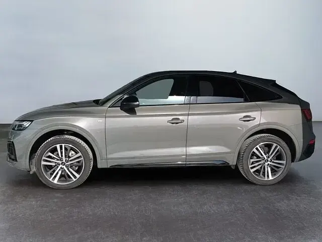 Usata Audi Q5 Sportback S-line plus 204 CV (150 kW) 2025 Grigio SUV