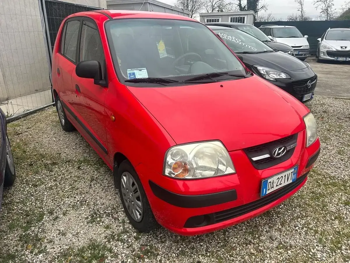 Usata Hyundai Atos Prime 63 CV (46 kW) 2006 Rosso Utilitaria