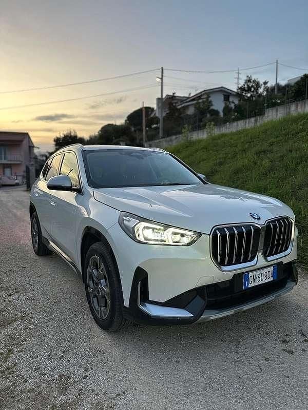 Bianco Usata 2023 BMW X1 xLine SUV | 28.900 € (Super prezzo) - Immagine 1/4