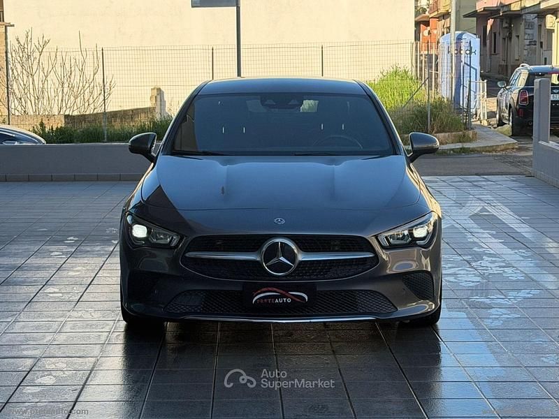 Usata Mercedes CLA180 116 CV (85 kW) 2019 Grigio Berlina