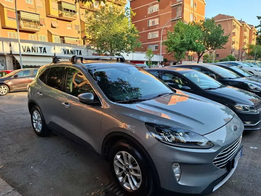 Usata Ford Kuga Titanium 150 CV (110 kW) 2020 Grigio SUV