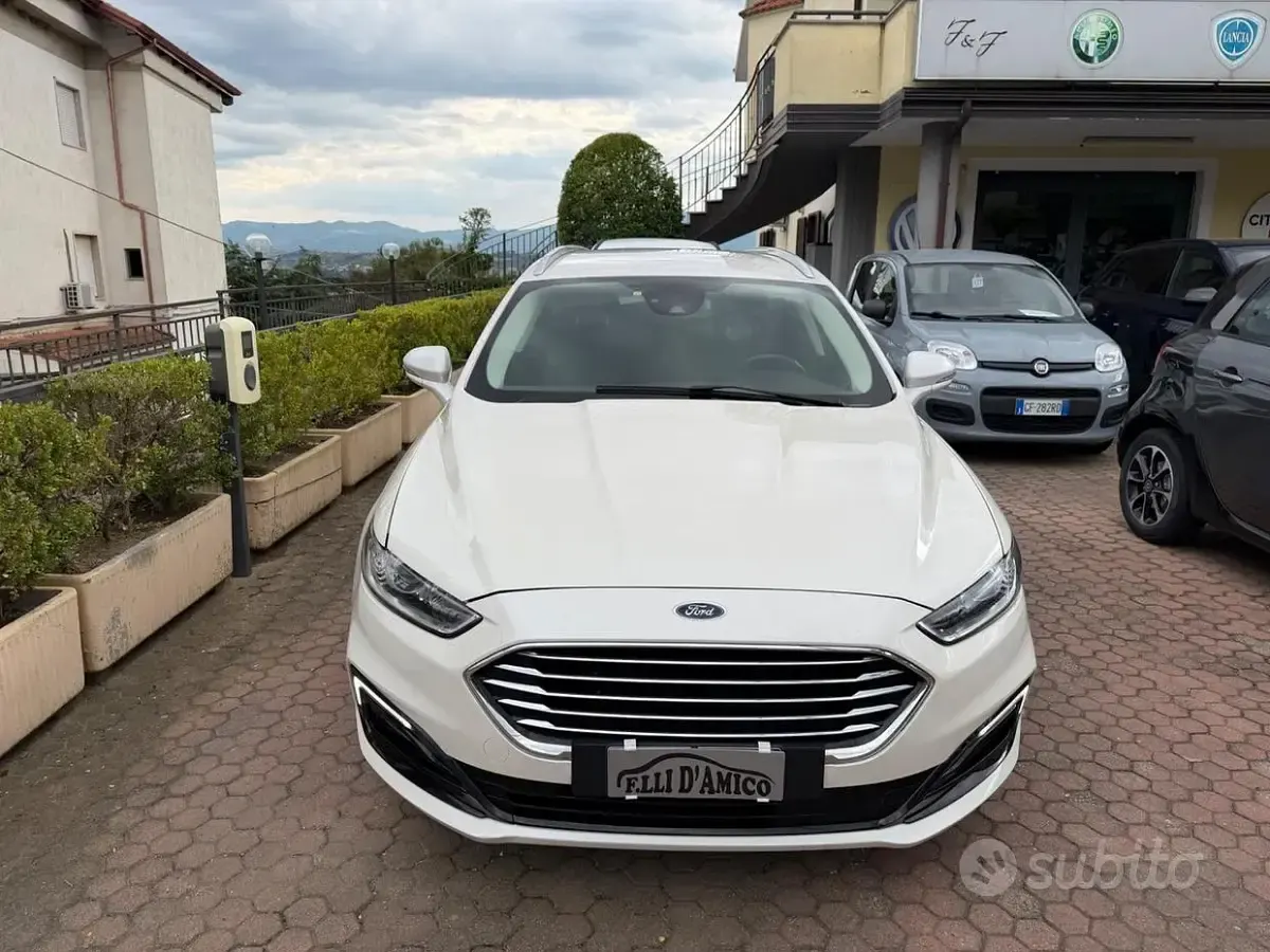 Usata Ford Mondeo S 150 CV (110 kW) 2019 Bianco Station wagon