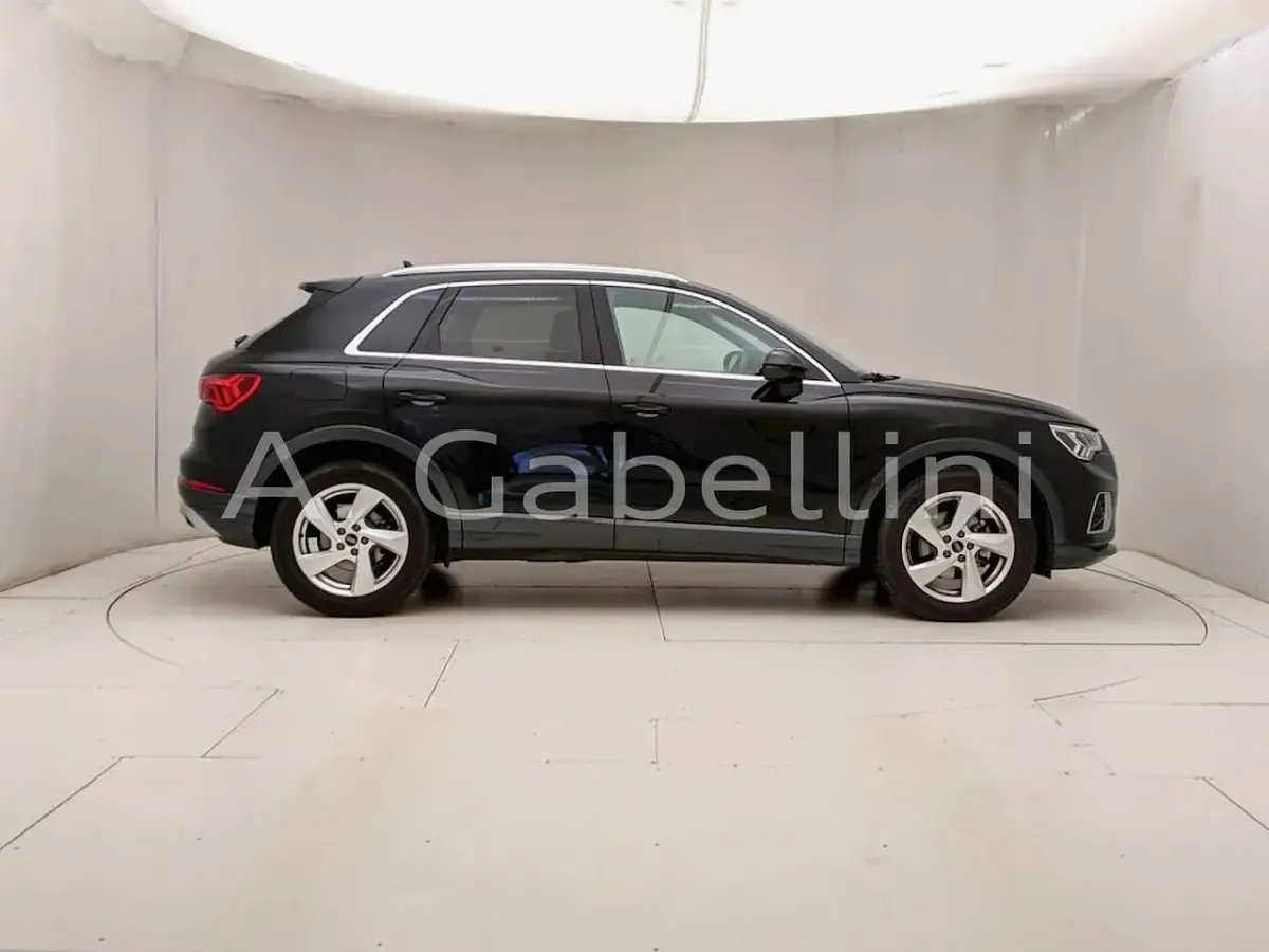 Usata Audi Q3 150 CV (110 kW) 2025 Nero SUV