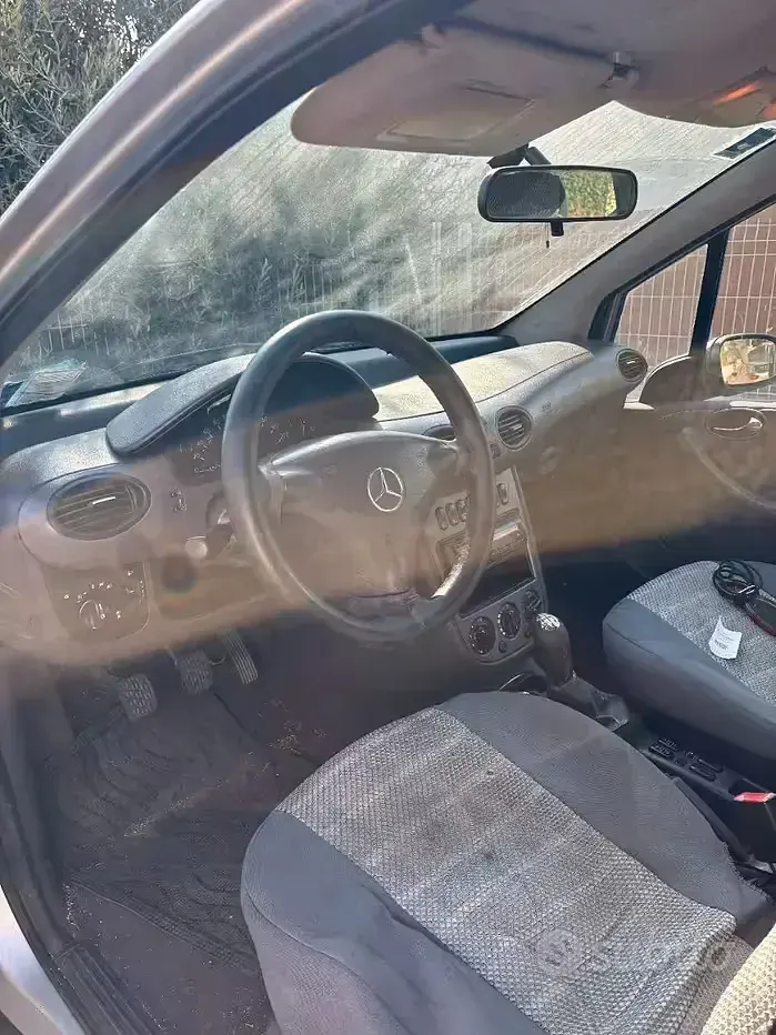 Usata Mercedes A170 Classic 95 CV (69 kW) 2004 Grigio Monovolume