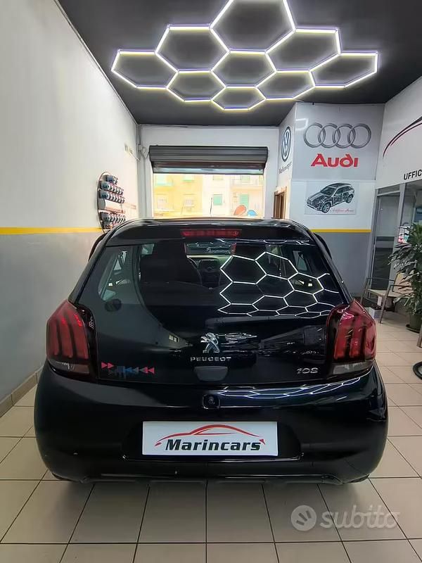 Usata Peugeot 108 Allure 82 CV (60 kW) 2016 Nero Utilitaria