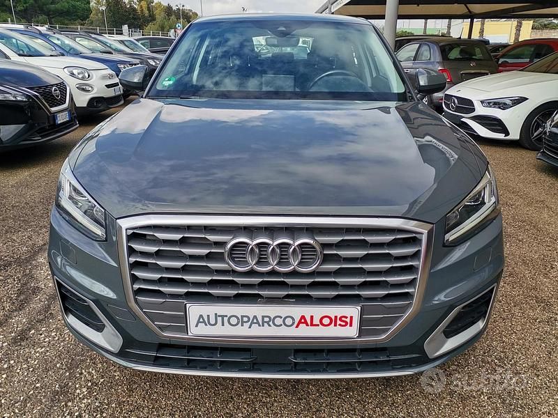 Usata Audi Q2 Sport 116 CV (85 kW) 2016 Grigio SUV