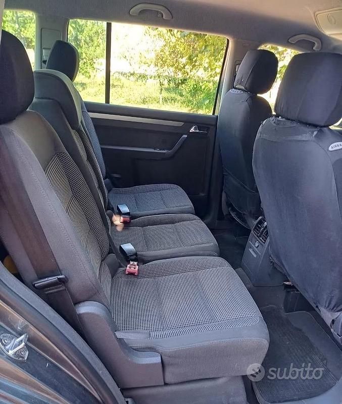 Usata VW Touran 2004 Grigio Monovolume