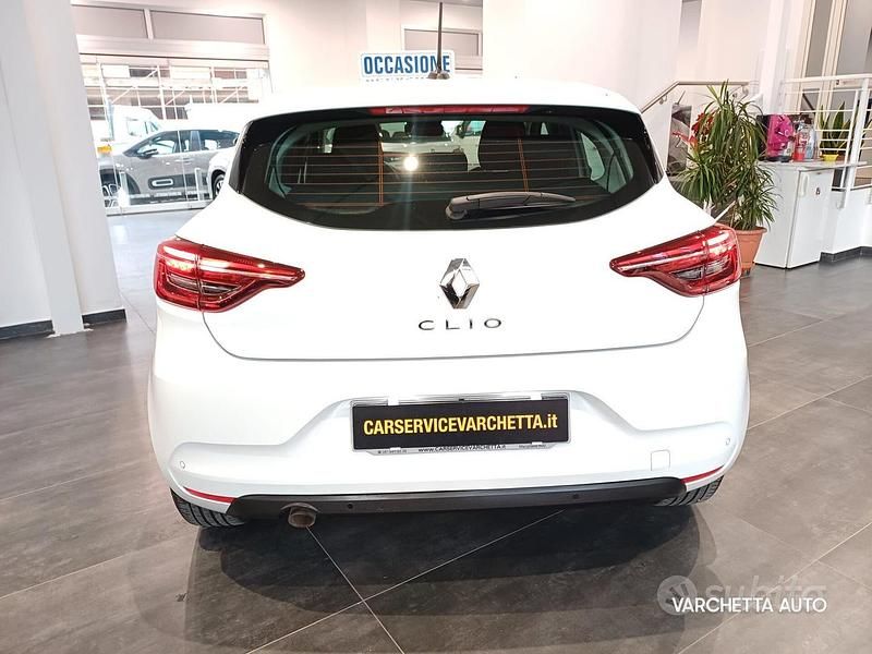Usata Renault Clio V Business 91 CV (66 kW) 2021 Bianco Berlina