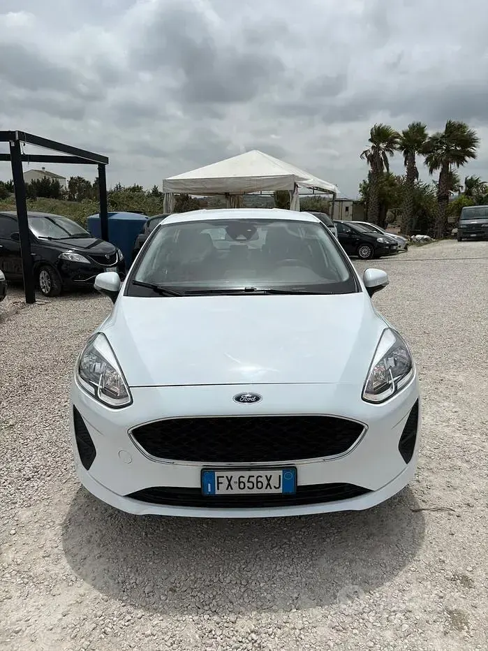 Usata Ford Fiesta Vignale 86 CV (63 kW) 2019 Bianco Utilitaria