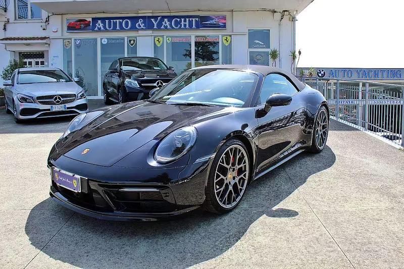 Usata Porsche 911 Carrera 450 CV (330 kW) 2021 Nero Cabrio