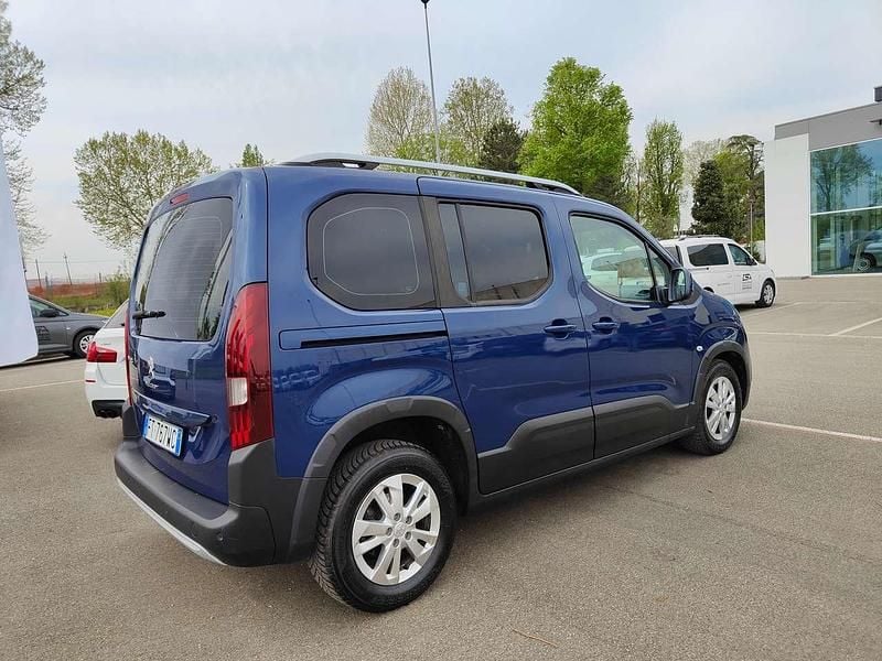 Usata Peugeot Rifter GT-line 131 CV (96 kW) 2019 Blu/azzurro Monovolume