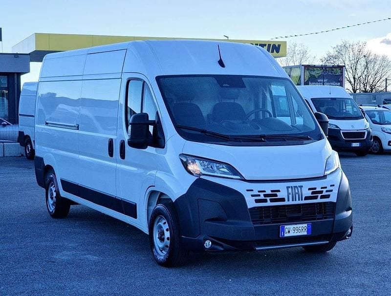 Usata Fiat Ducato 140 CV (102 kW) 2024 Other Furgone