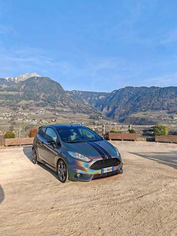 Usata Ford Fiesta ST 182 CV (133 kW) 2013 Nero Utilitaria