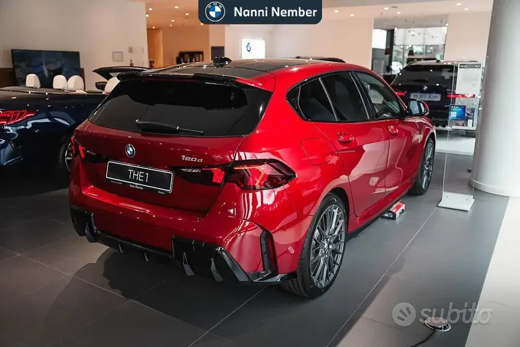 Nuova BMW 120 M Sport 150 CV (110 kW) 2025 Rosso Utilitaria