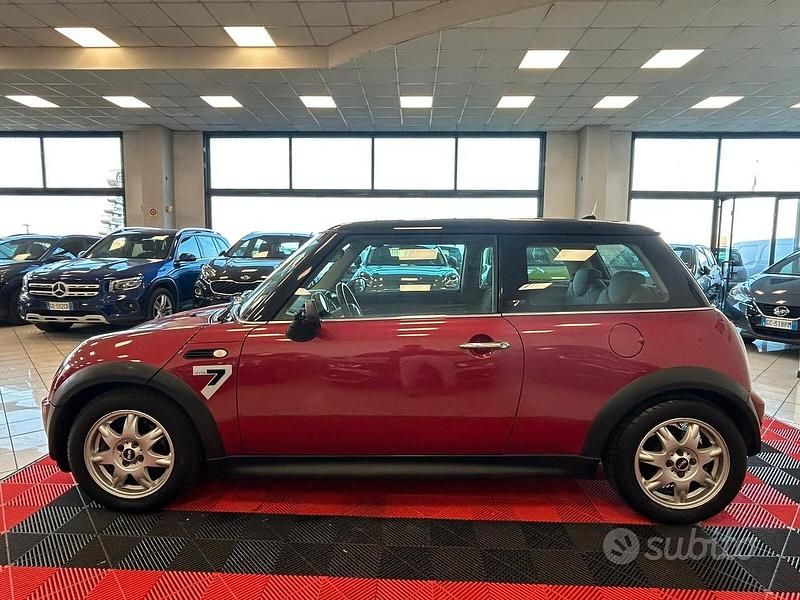 Usata Mini One D Seven 88 CV (64 kW) 2006 Rosso Utilitaria