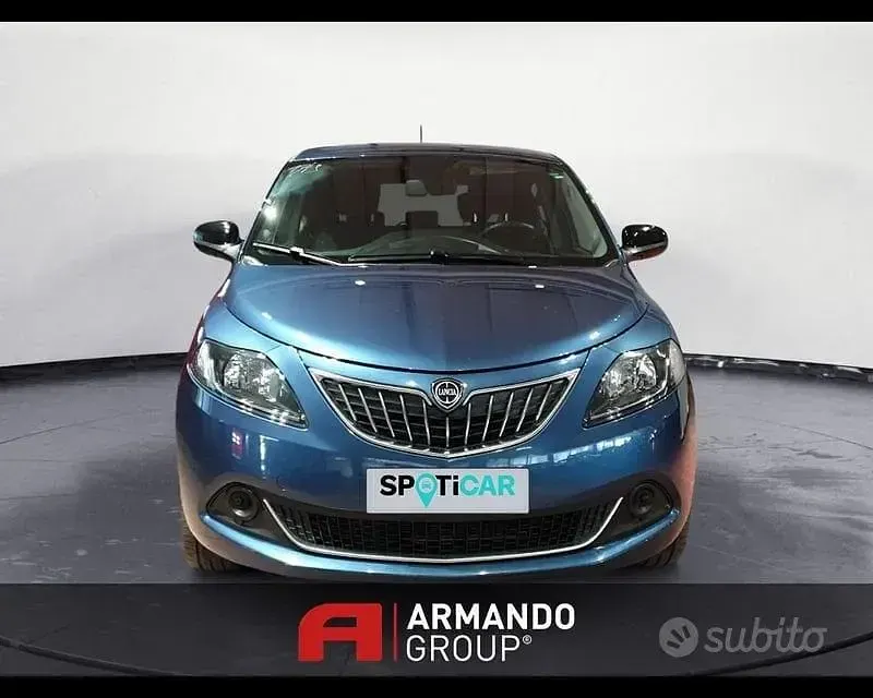 Usata Lancia Ypsilon S 69 CV (50 kW) 2024 Blu Utilitaria