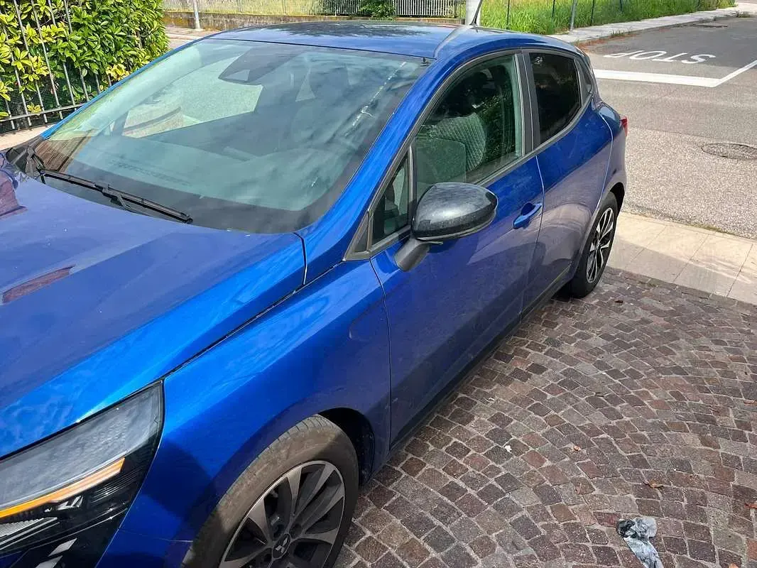 Usata Mitsubishi Colt Invite 91 CV (66 kW) 2024 Blu/azzurro Utilitaria