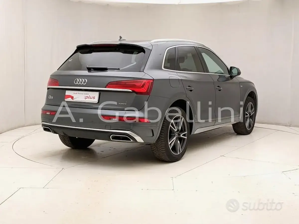 Usata Audi Q5 S-Line 204 CV (150 kW) 2024 Grigio SUV