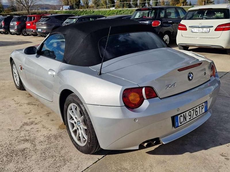 Usata BMW Z4 192 CV (141 kW) 2004 Argento Cabrio