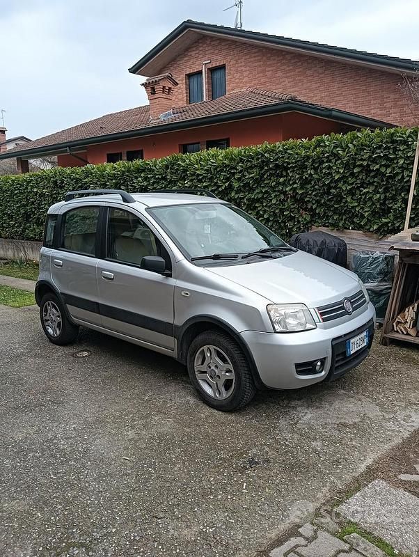 Usata Fiat Panda 77 CV (56 kW) 2009 Grigio Utilitaria