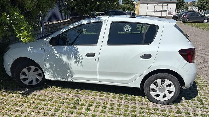 Usata Dacia Sandero 75 CV (55 kW) 2018 Bianco Berlina