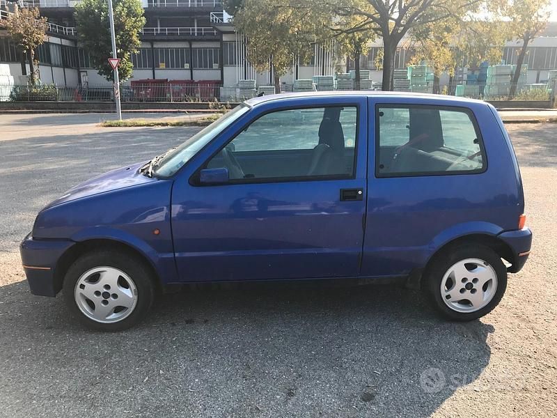 Usata Fiat Cinquecento 54 CV (39 kW) 1997 Blu Utilitaria