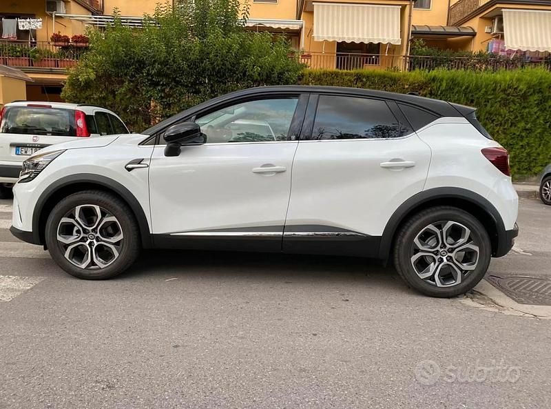 Usata Renault Captur Intens 101 CV (74 kW) 2020 Bianco SUV