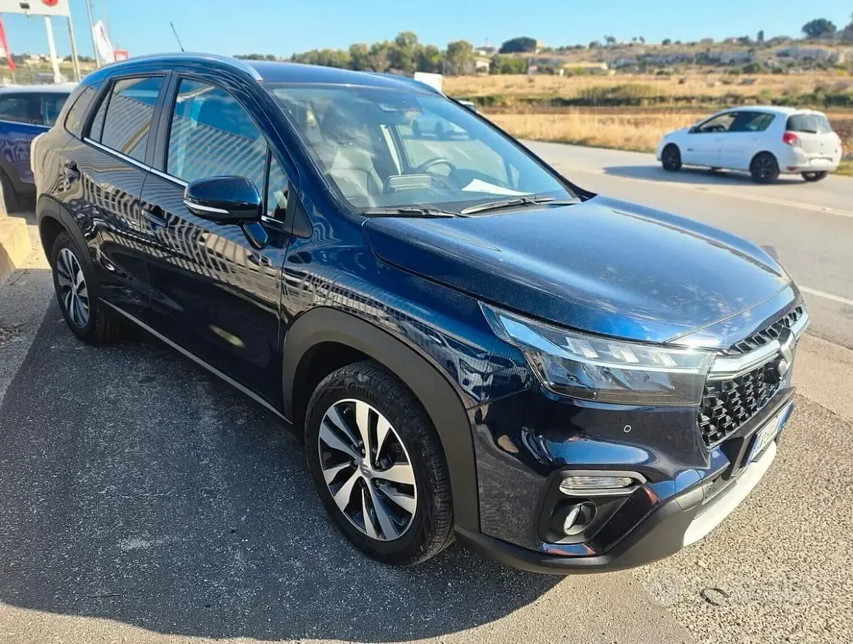 Usata Suzuki SX4 S-Cross 129 CV (94 kW) 2023 Bluazzurro SUV