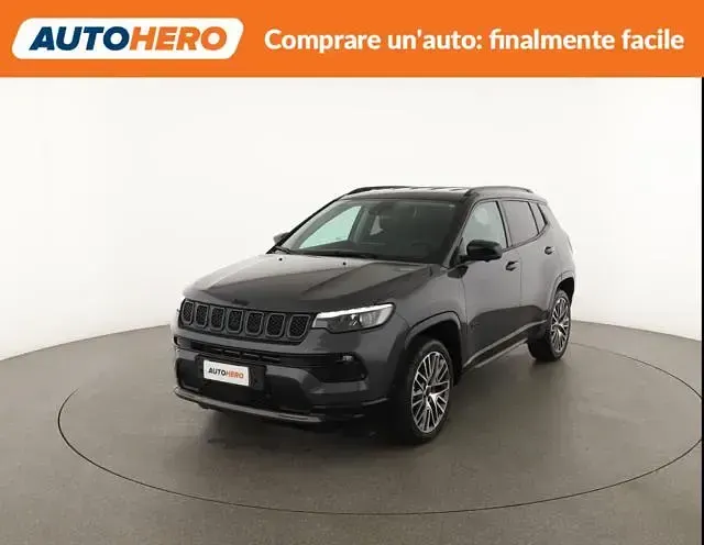Usata Jeep Compass Summit 131 CV (96 kW) 2024 Grigio SUV