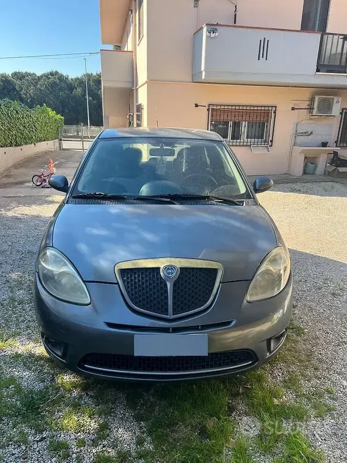 Usata Lancia Ypsilon 75 CV (55 kW) 2008 Utilitaria