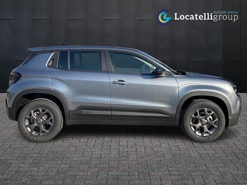 Nuova Jeep Avenger Longitude 101 CV (74 kW) 2025 Grigio SUV