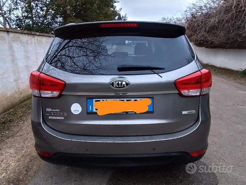 Usata Kia Carens 116 CV (85 kW) 2015 Grigio Monovolume
