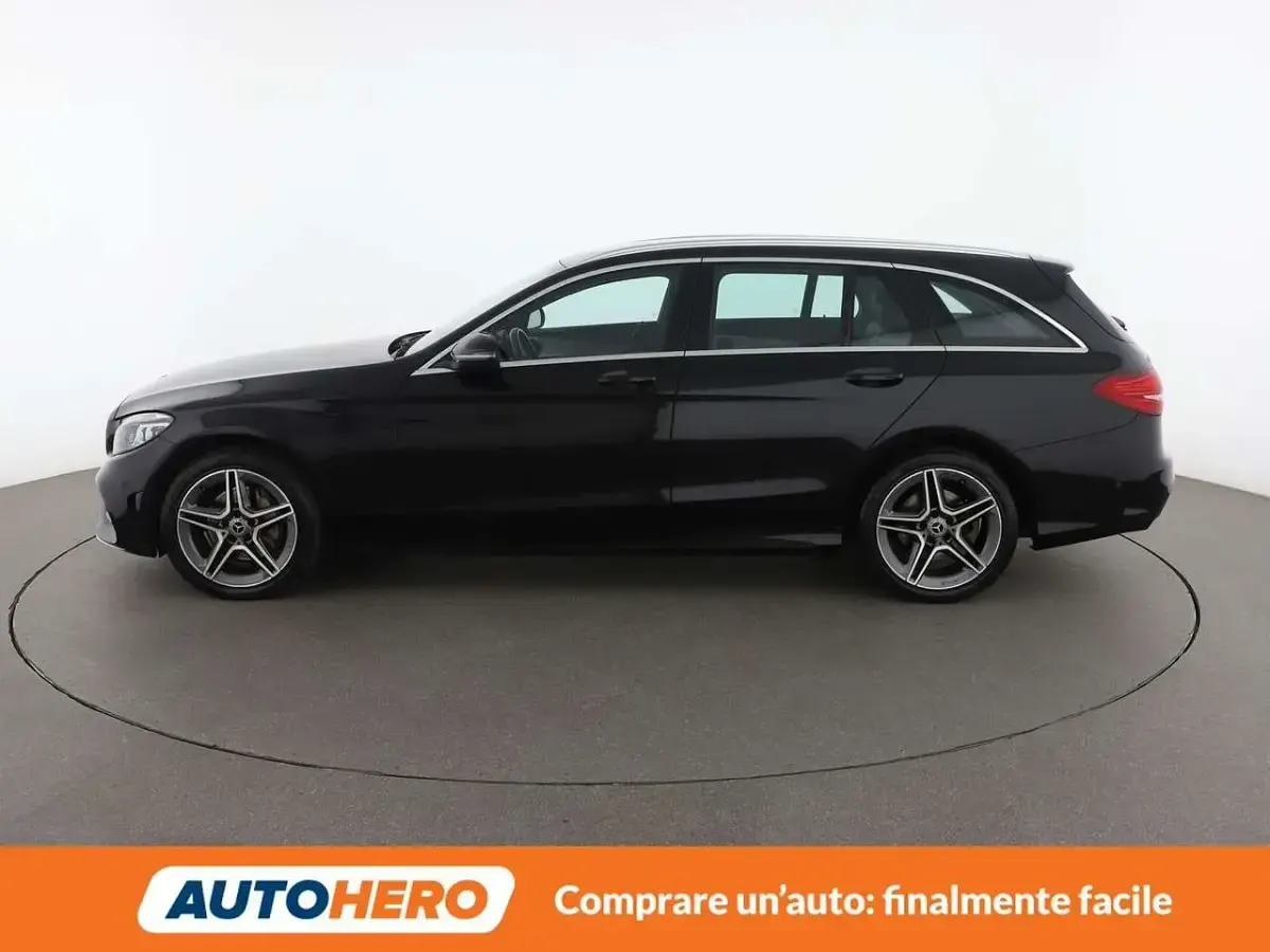 Usata Mercedes C220 Premium 194 CV (142 kW) 2019 Nero Station wagon