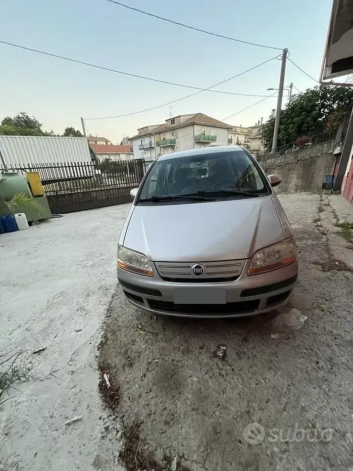 Usata Fiat Idea 69 CV (50 kW) 2006 Monovolume