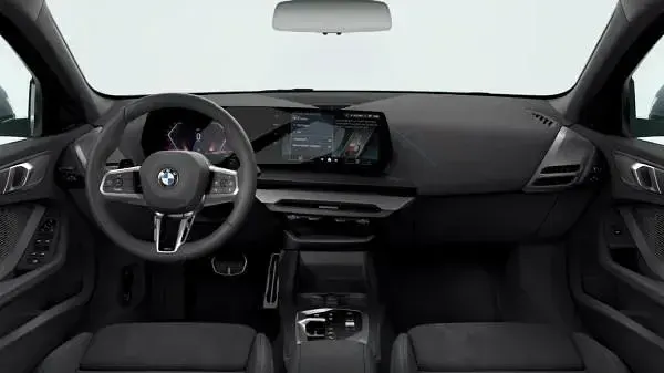 Nuova BMW 118 Performance 150 CV (110 kW) 2026 Grigio Utilitaria