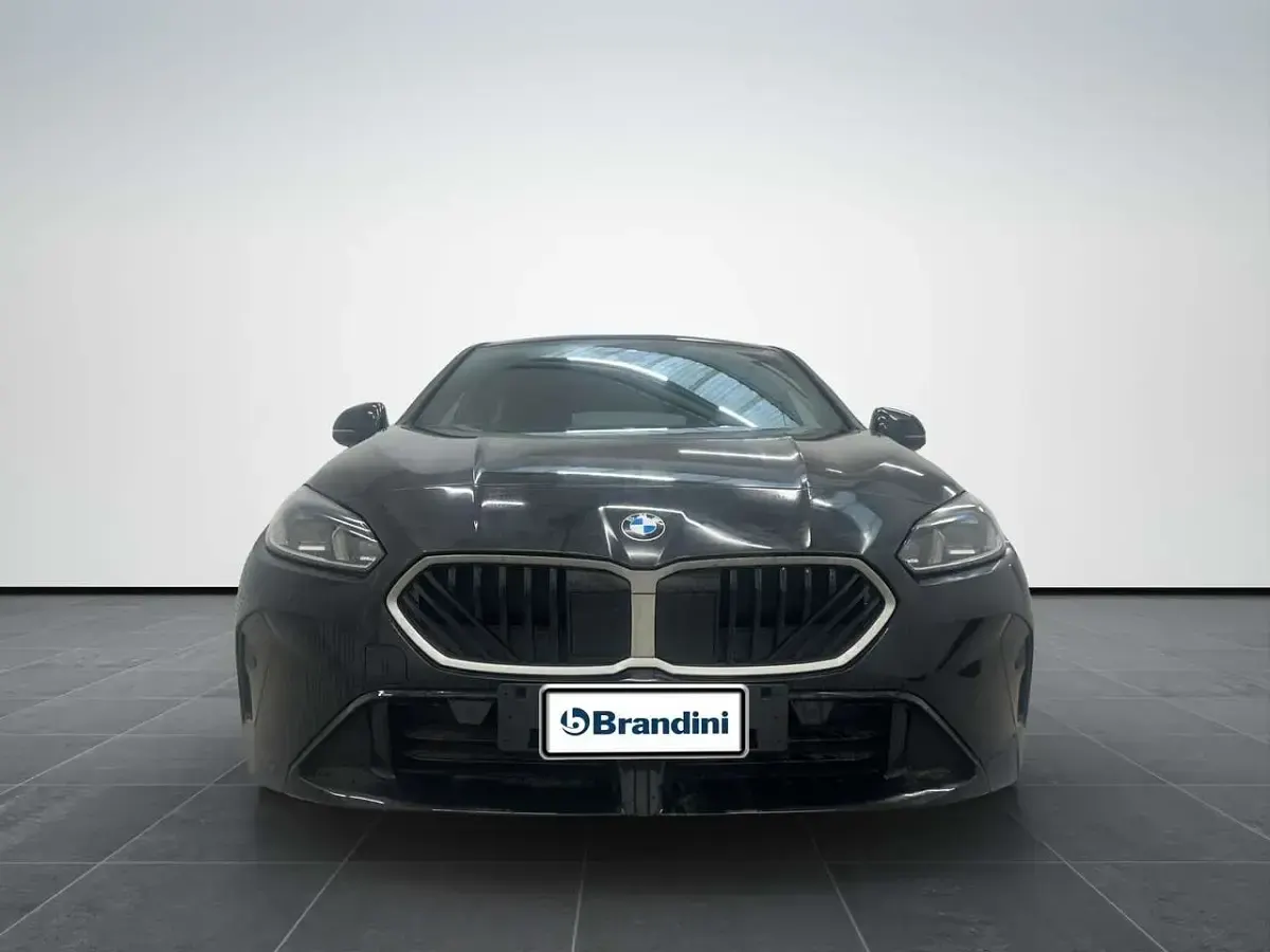 Nuova BMW 120 150 CV (110 kW) 2026 Black sapphire metallizzato Utilitaria