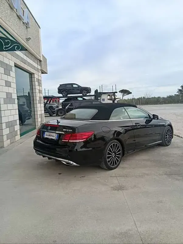 Usata Mercedes E200 Premium 184 CV (135 kW) 2015 Cabrio